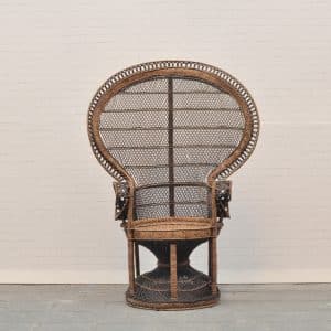 peacock chair groot